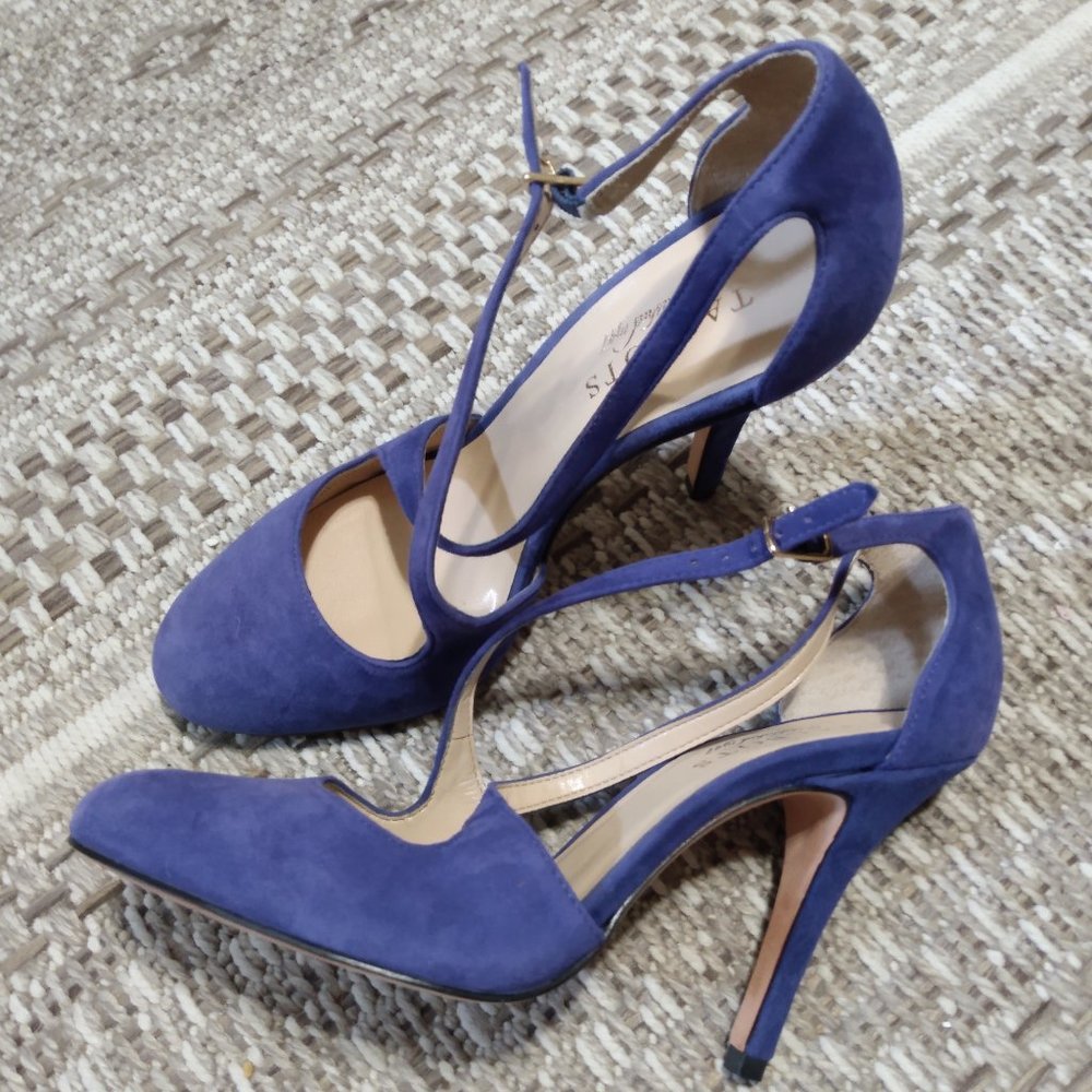 Talbot's purple suede stiletto pumps sz 7 made in Brazil